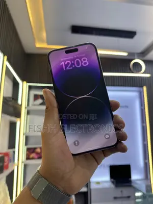 Photo - Apple iPhone 14 Pro Max 256 GB Purple