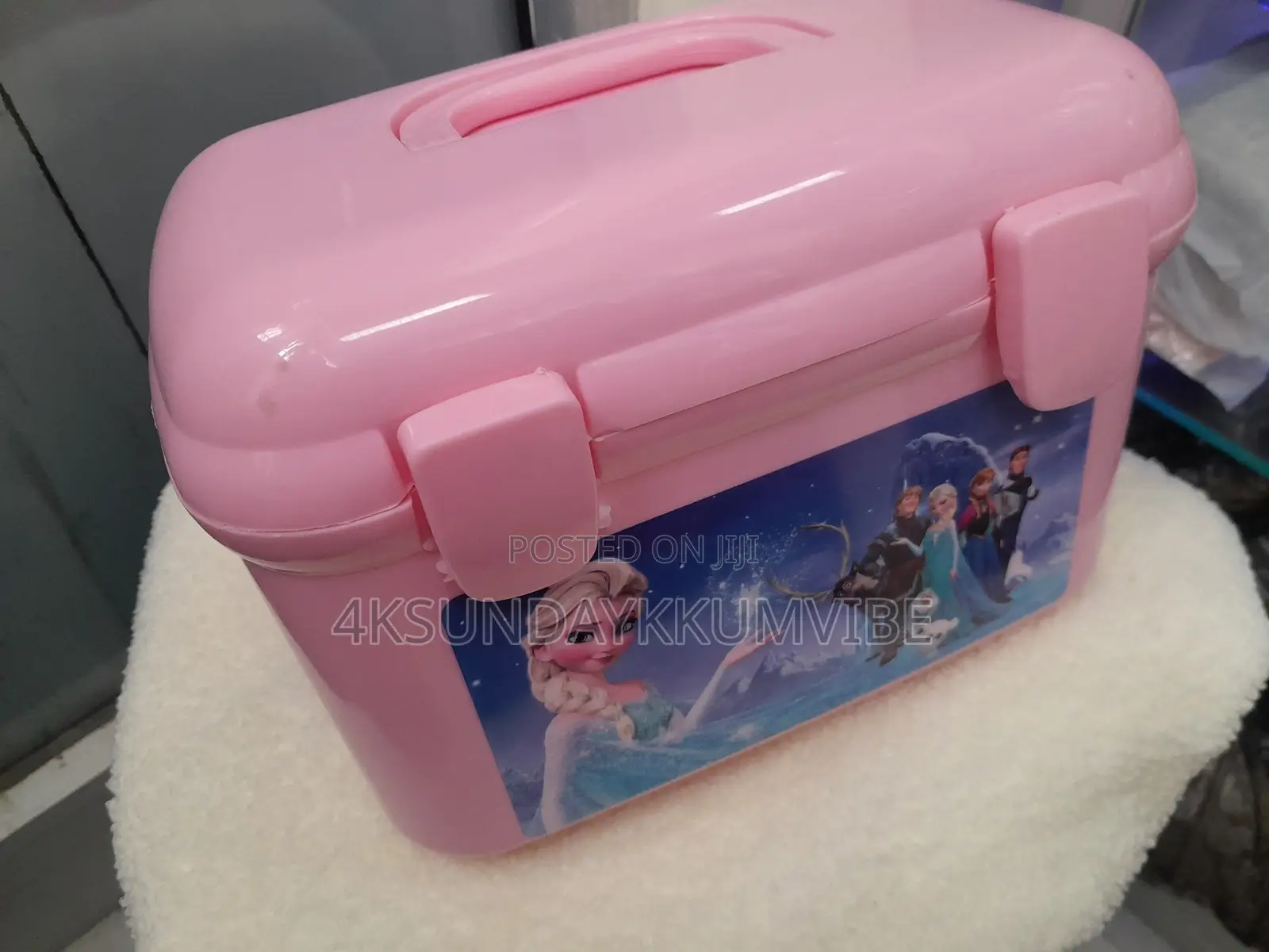 Lunch Boxes