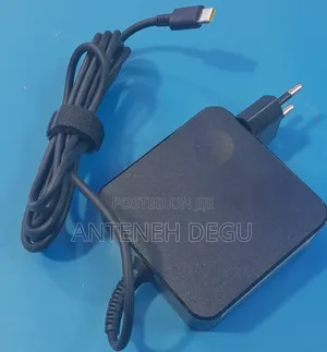 Photo - Lenovo Type C Charger