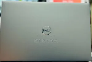 New Laptop Dell Precision 15 3520 32GB Intel Core I7 SSD 512GB