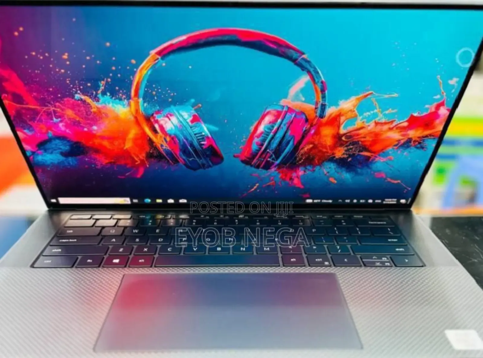 New Laptop Dell Precision 15 3520 32GB Intel Core I7 SSD 512GB