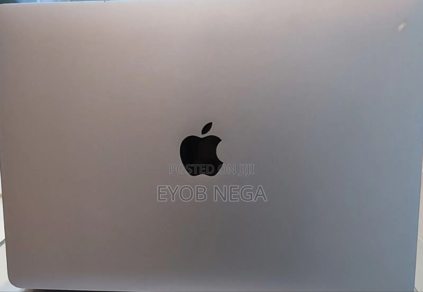 New Laptop Apple MacBook Air 2020 M1 8GB Apple M1 SSD 256GB