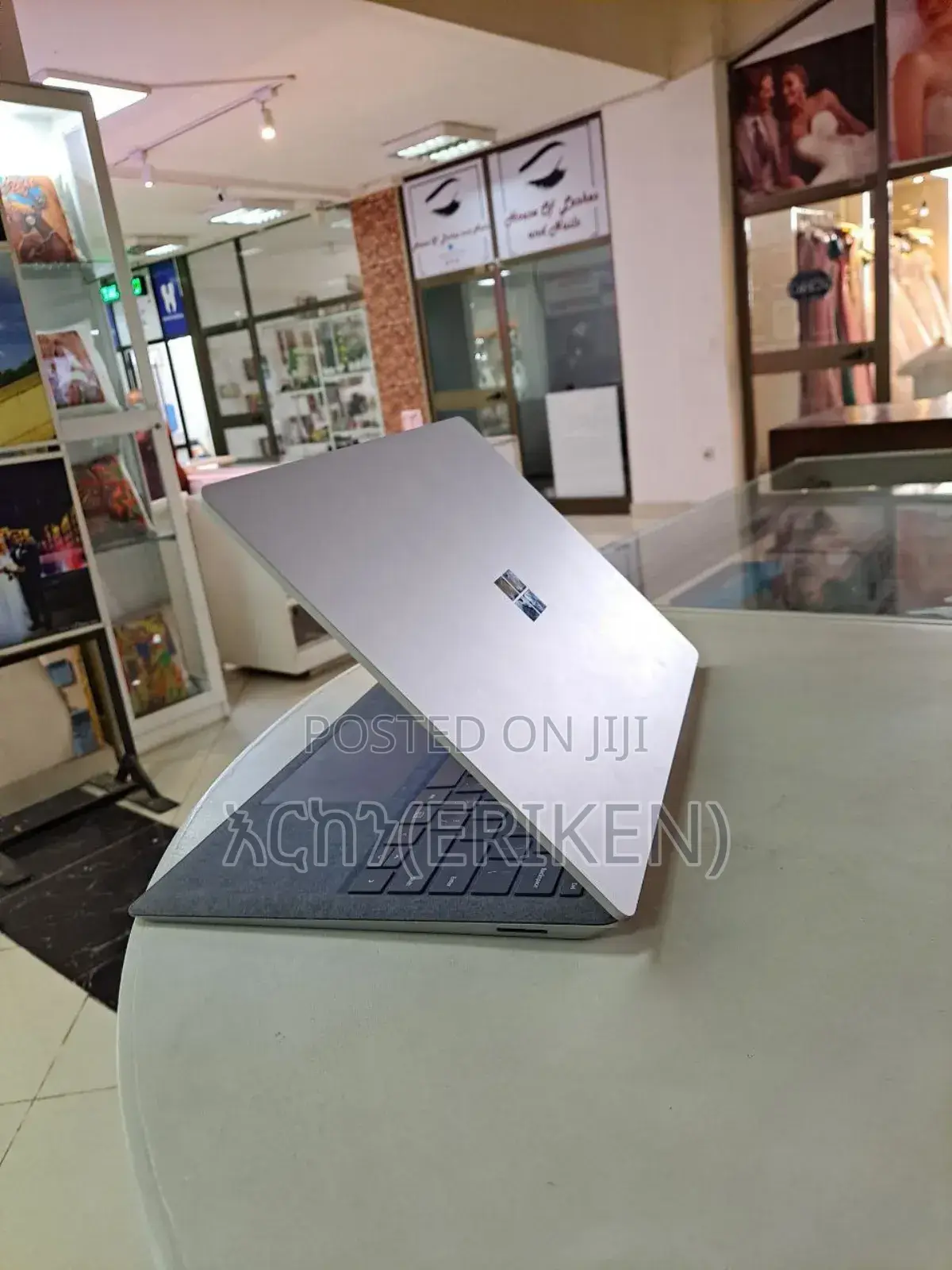 New Laptop Microsoft Surface 16GB Intel Core I7 SSD 256GB