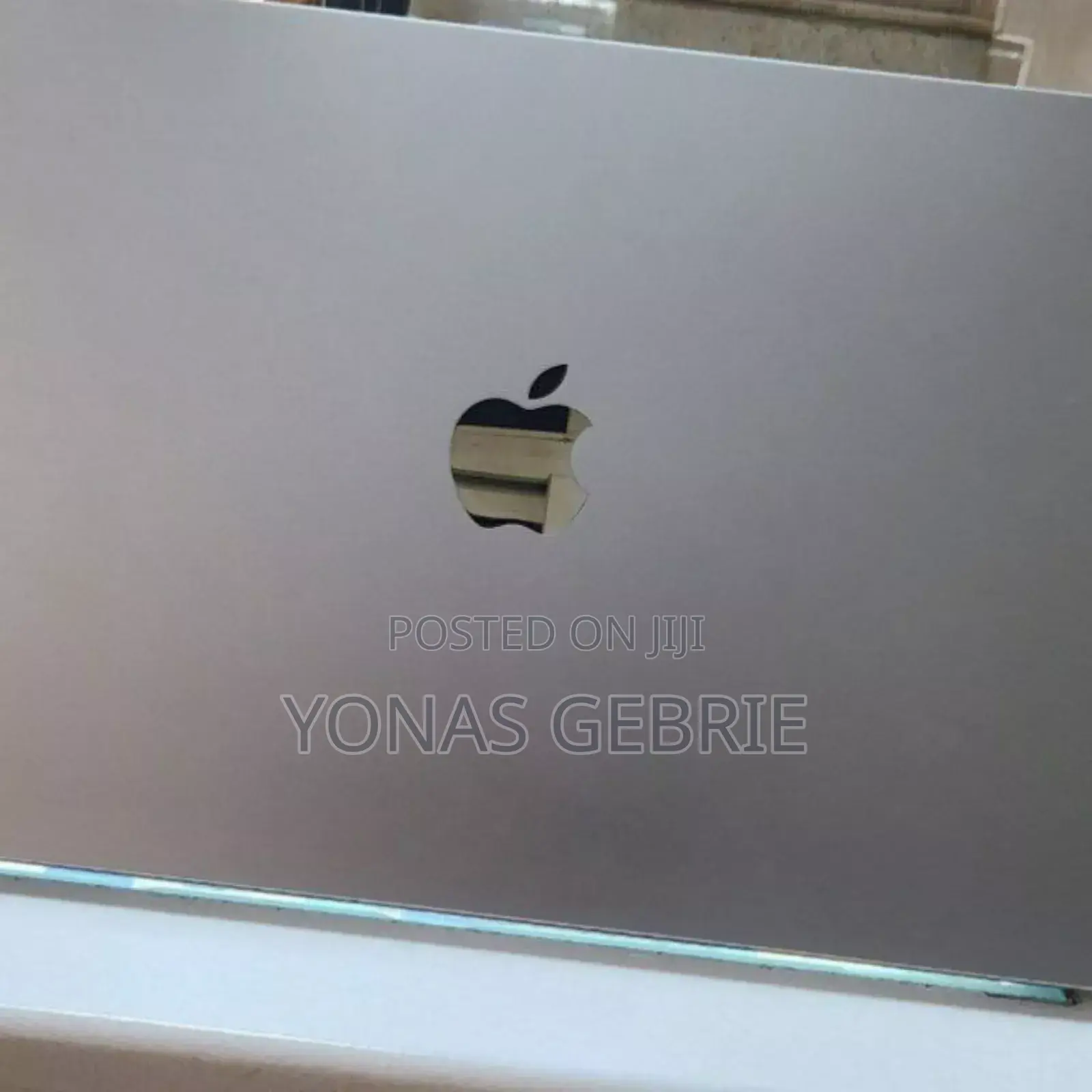 New Laptop Apple MacBook 8GB Apple M2 SSD 256GB