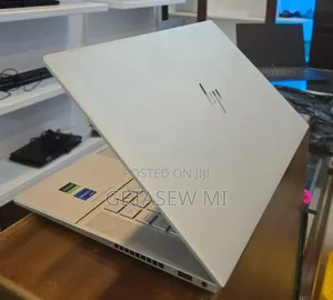 New Laptop HP Spectre 16GB Intel Core I7 SSD 512GB