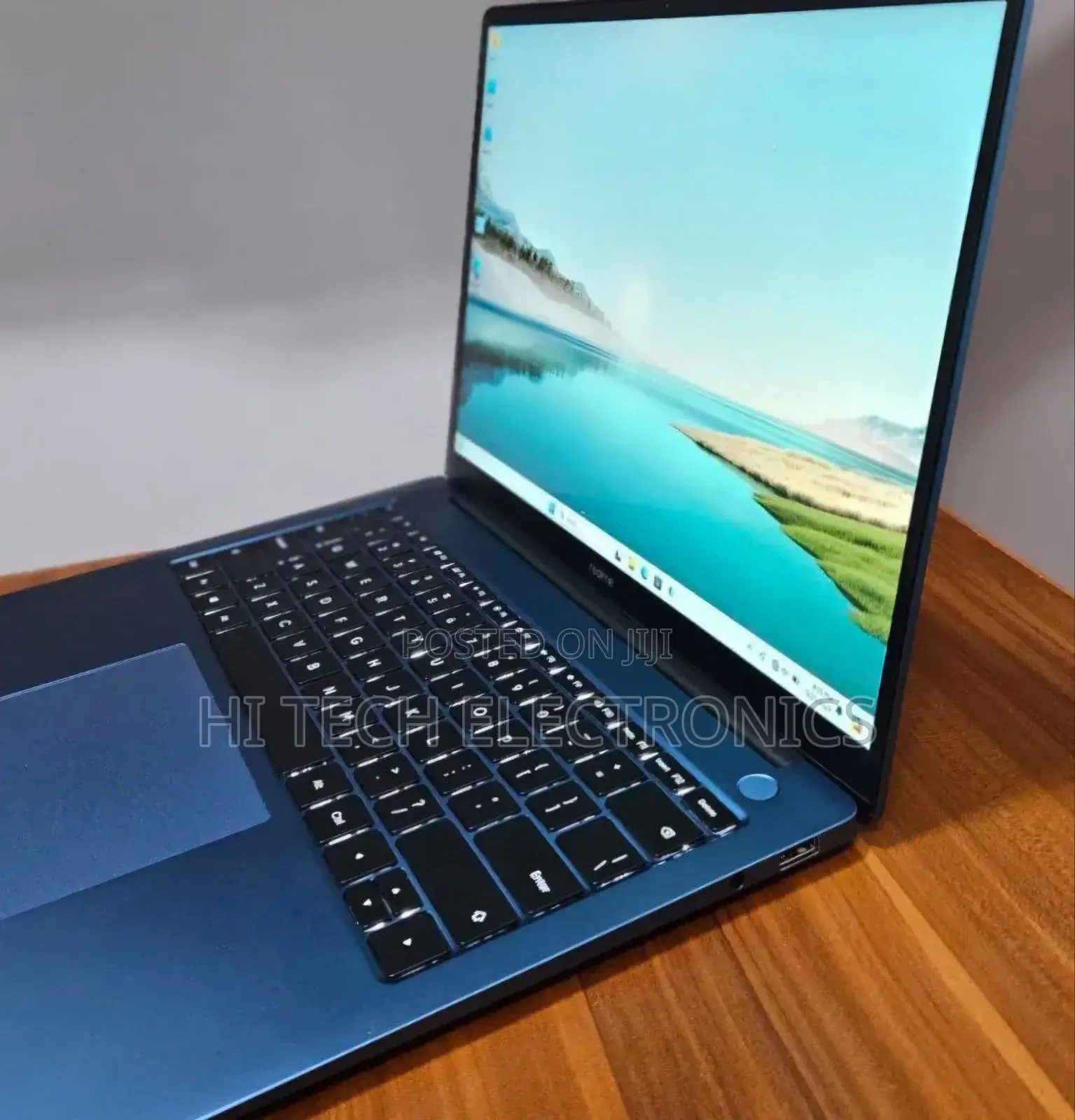 New Laptop 8GB Intel Core I5 SSD 512GB