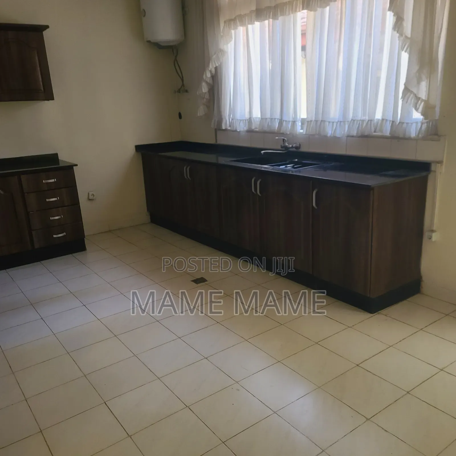 4bdrm House in Addis Abeba, Bole for rent