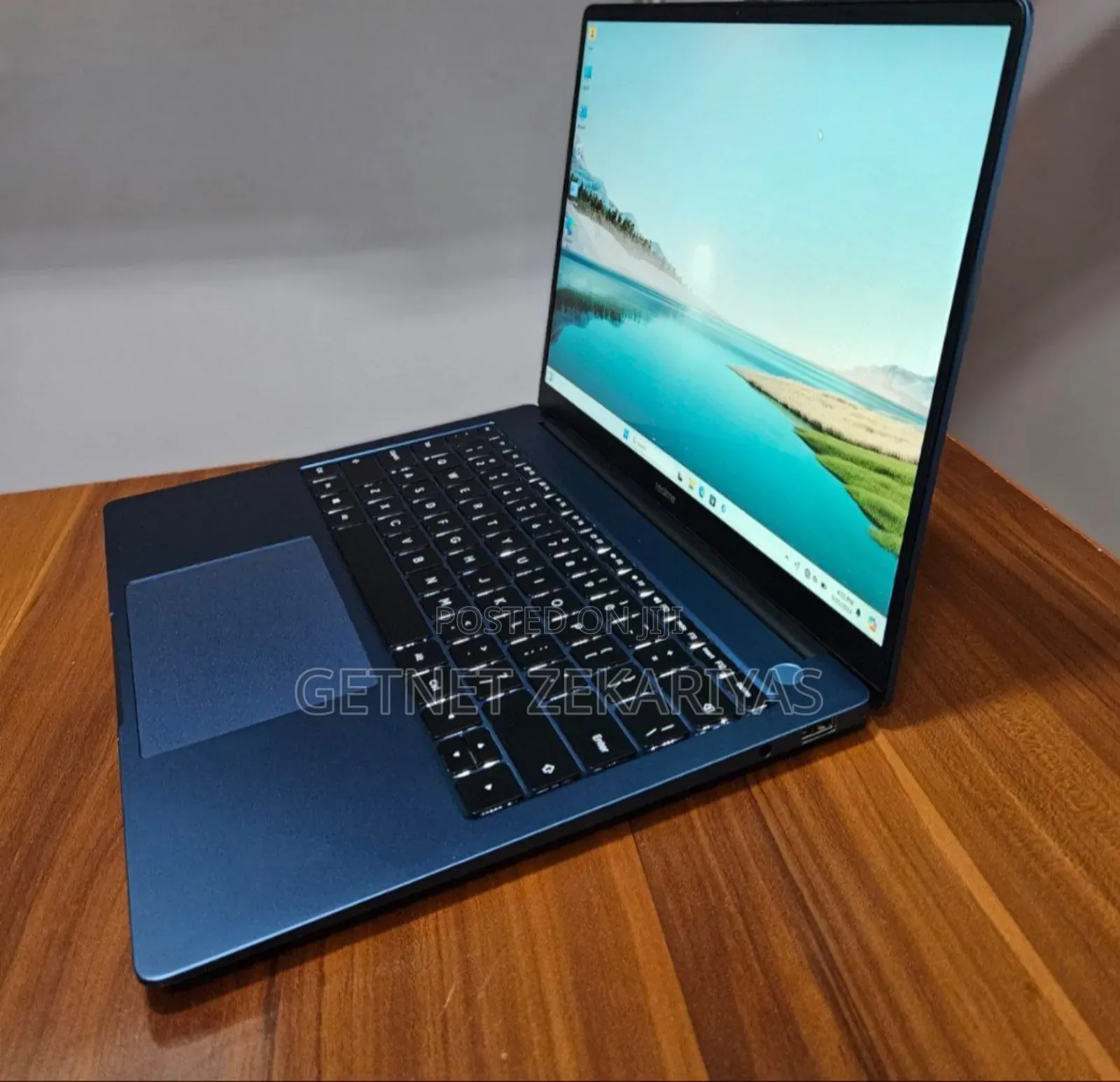 New Laptop 8GB Intel Core I5 SSD 512GB