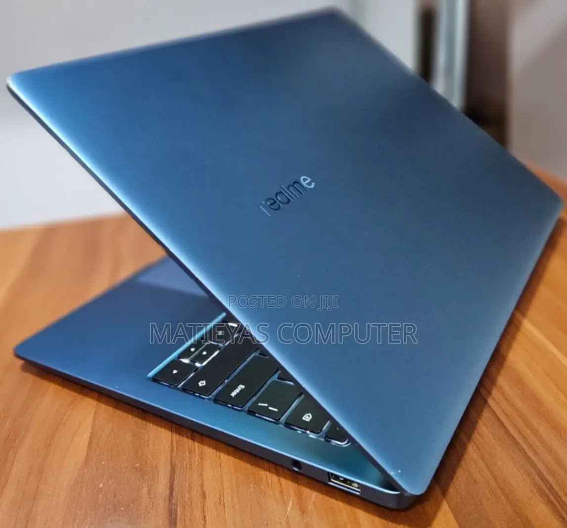 New Laptop 8GB Intel Core I5 SSD 512GB