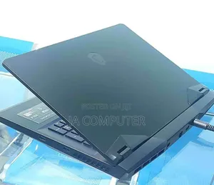 New Laptop MSI Raider GE76 12UGS 16GB Intel Core I7 SSD 1T