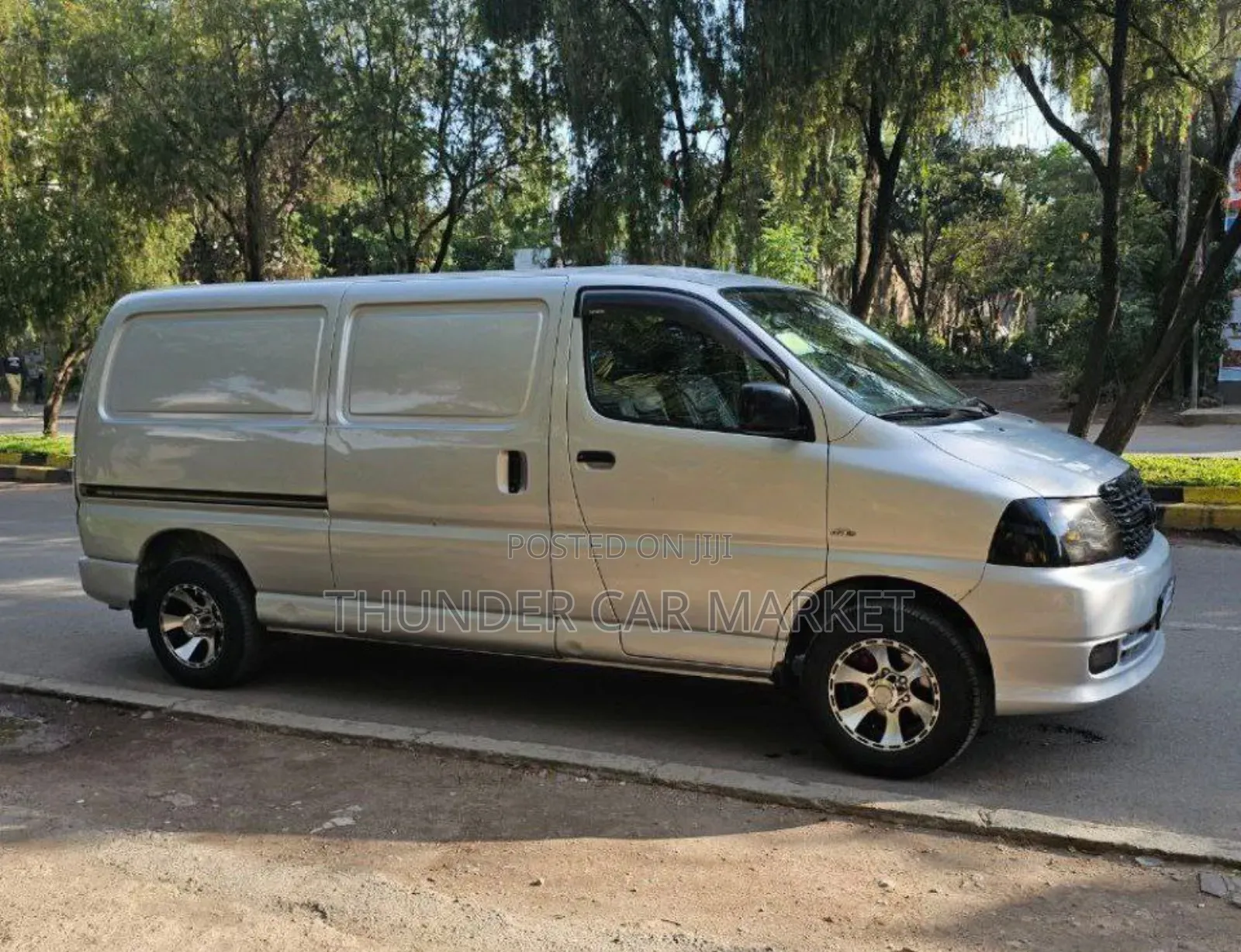 Toyota HiAce 2008 Silver