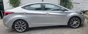 Hyundai Elantra 2014 Silver