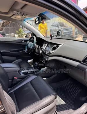 Hyundai Tucson 2017 Black