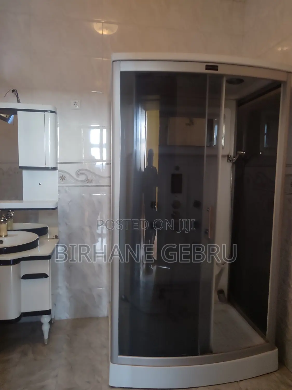 5bdrm Villa in Villa House Rent, Bole for rent