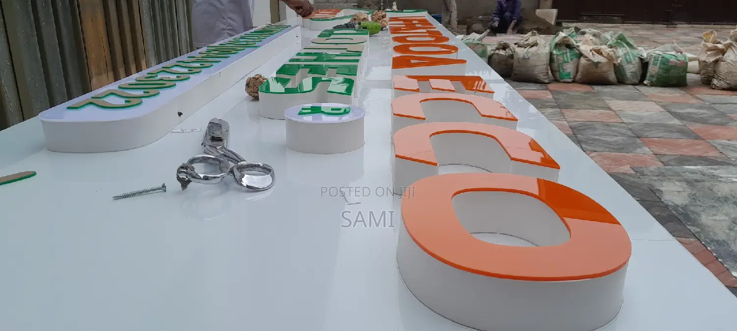 Light Box With Amazing Quality Types and Price