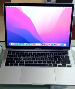New Laptop Apple MacBook Pro 2022 M2 8GB Apple M2 SSD 512GB