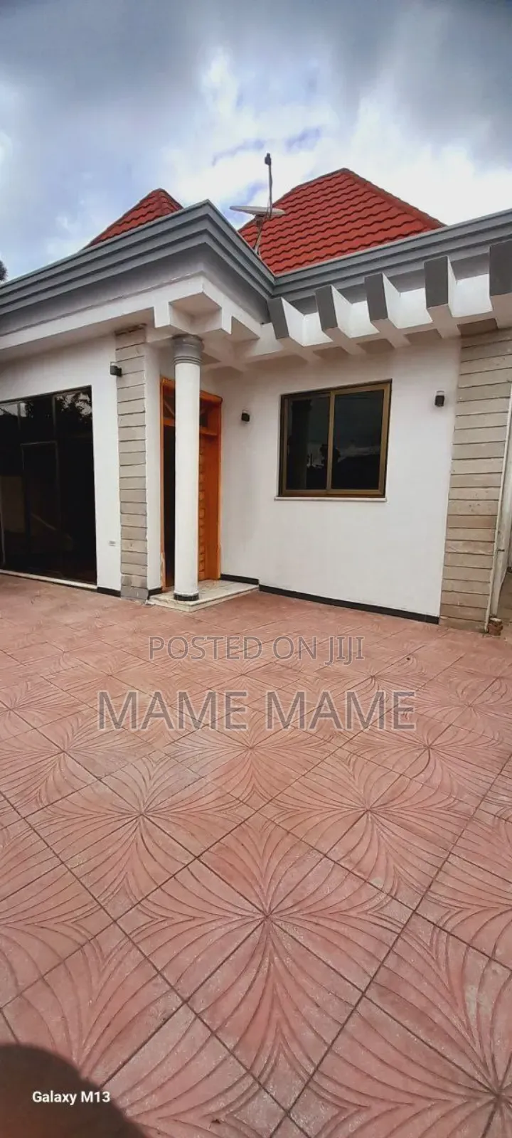 5bdrm Villa in Addis Abeba, Bole for rent