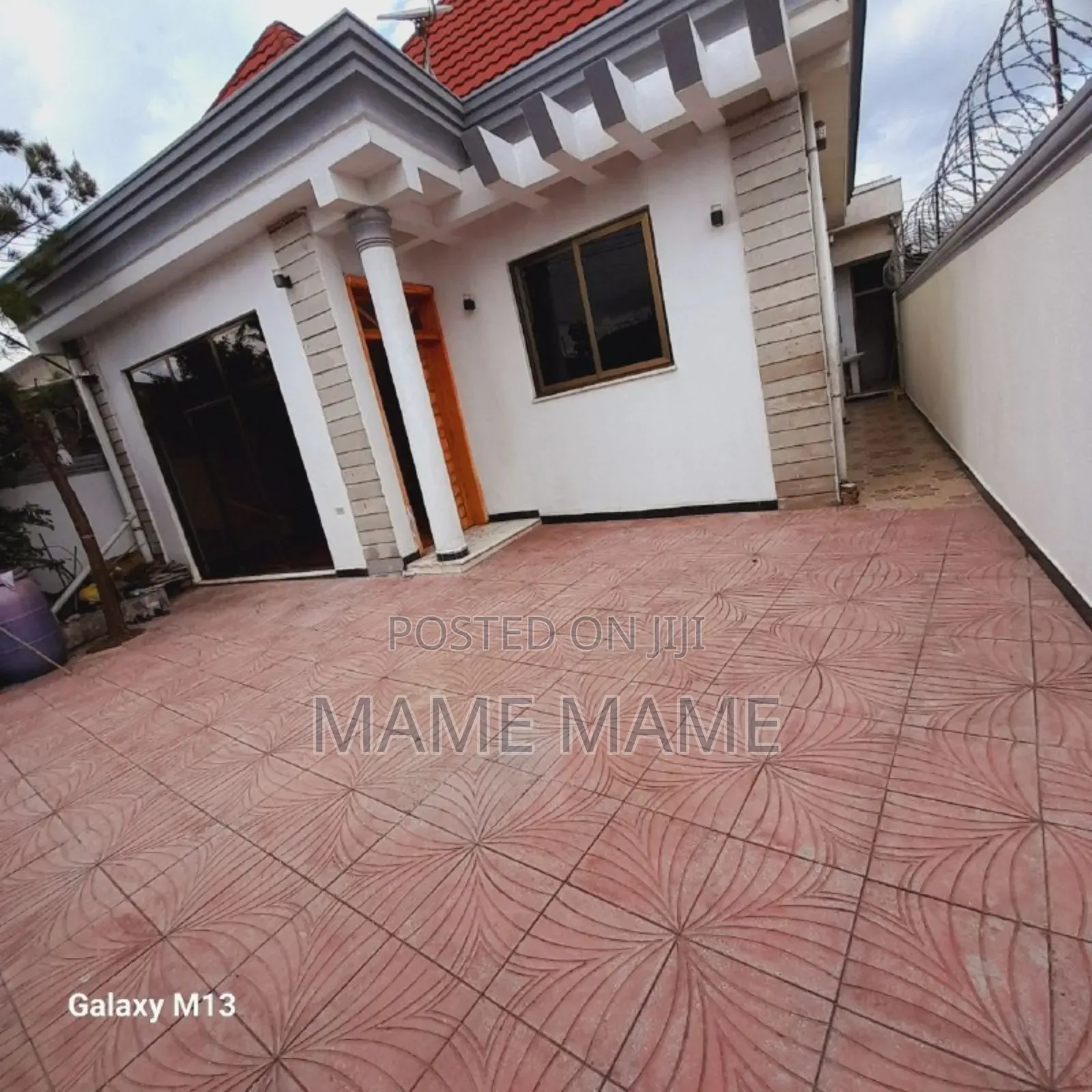 5bdrm Villa in Addis Abeba, Bole for rent