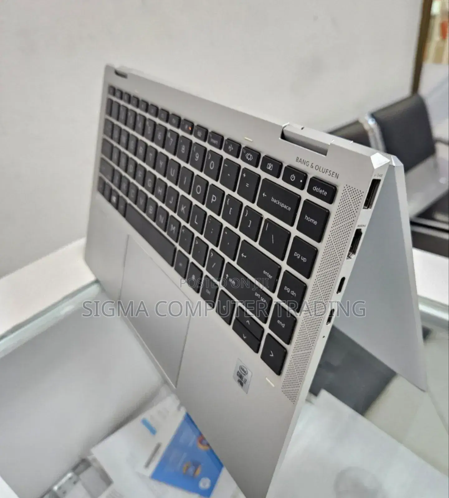 New Laptop HP EliteBook 1040 G8 16GB Intel Core I7 SSD 512GB