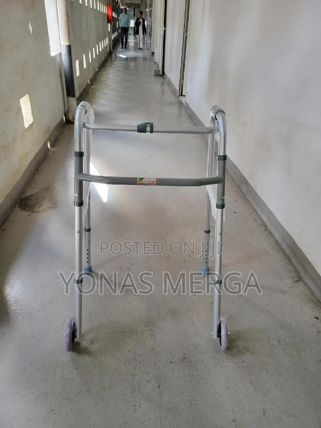 Stainless Steel Walker, Packaging Type: Box፪=Walker፩#ወከር