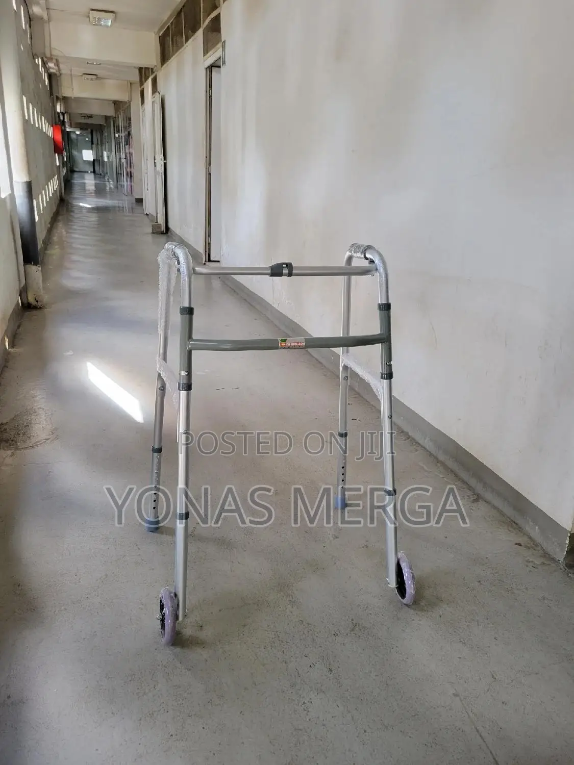 Foldable Walker for Adults With Wheels Out፵⎣Walker፱[]Old Age