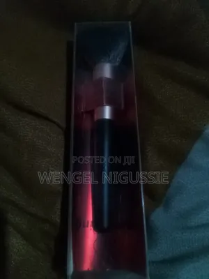 Photo - Makeup Brush