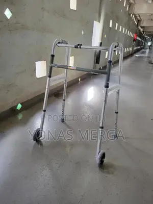 Walker ፬√Walker፲150kilo Weight Capacity-Nursing Home Supplie