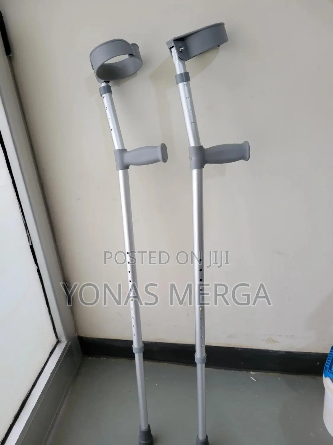 Hospitals, Aged Care Healthcare Crutches፶≡Crutches፱9cranch