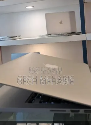 New Laptop Apple MacBook 2015 8GB Intel Core i5 SSD 256GB