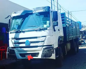 Photo - Cacion 371. Bank Loan