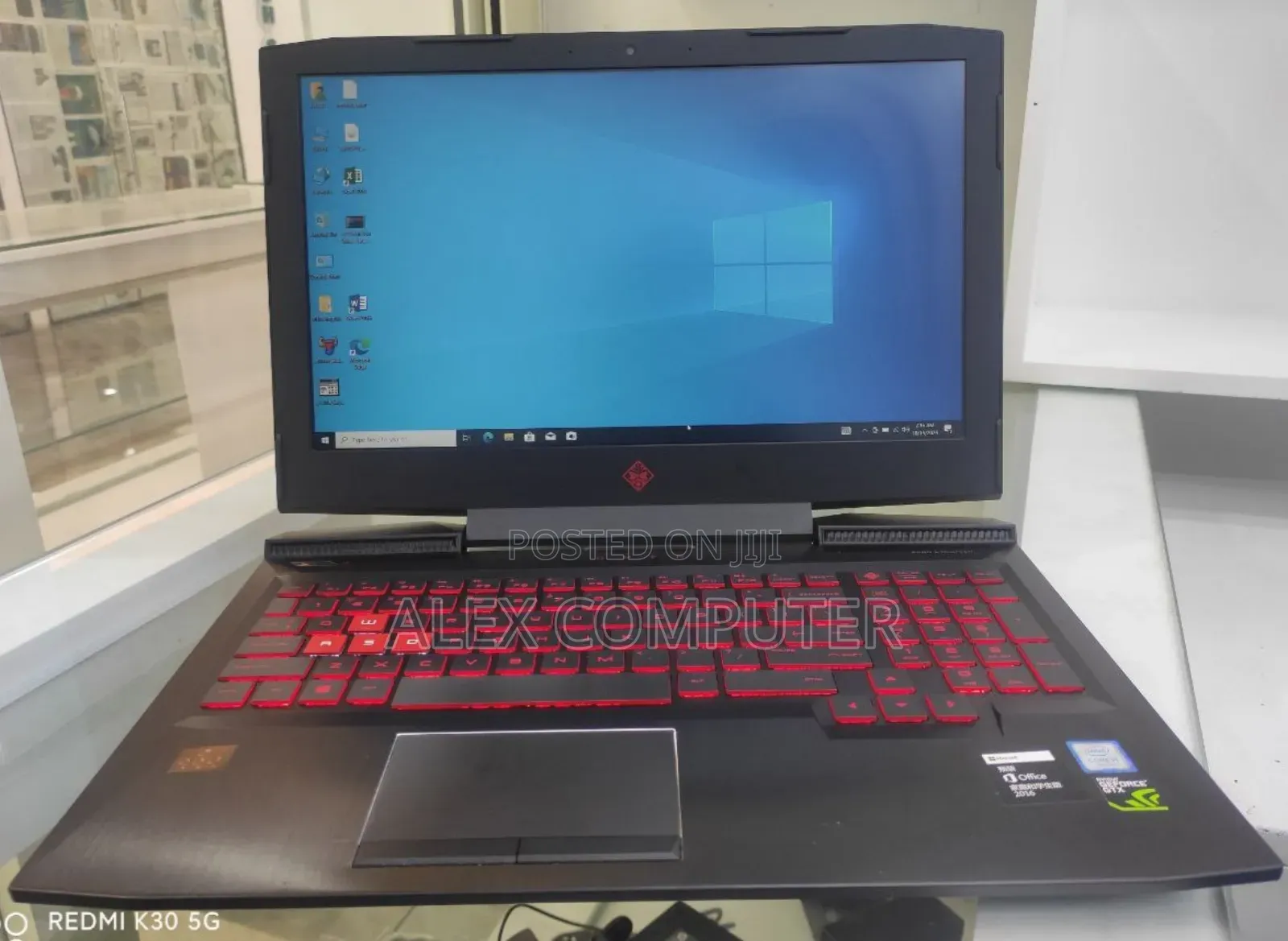 New Laptop HP 14-Dq1088wm 16GB Intel Core I5 SSD 512GB