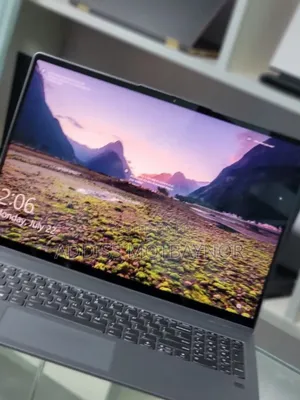 Photo - New Laptop Lenovo ThinkPad Yoga 32GB Intel Core I7 SSD 1T