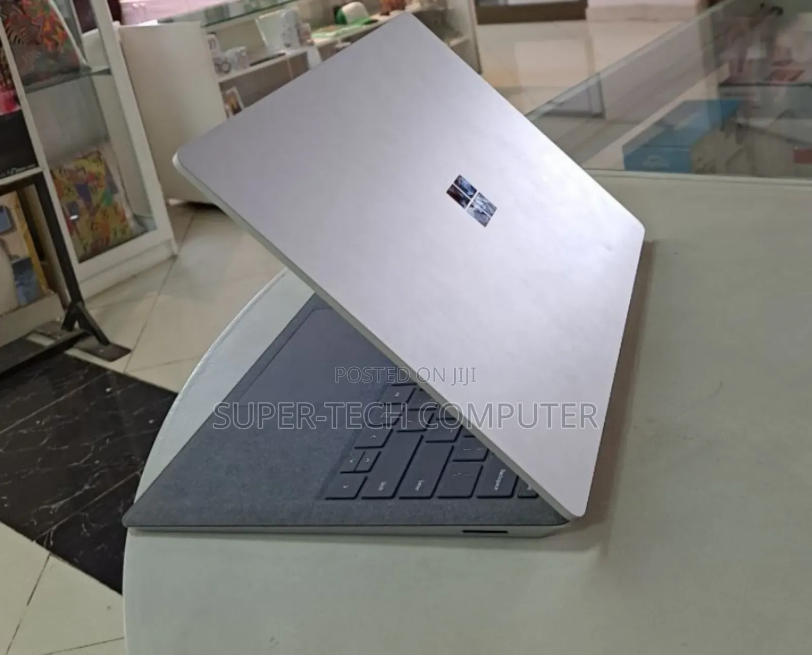 New Laptop Microsoft Surface Laptop 16GB Intel Core I7 SSD 256GB