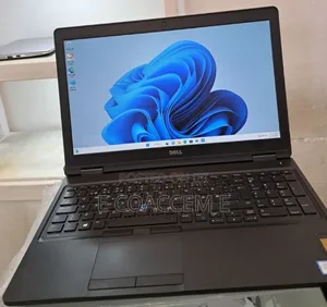 Photo - New Laptop Dell 8GB Intel Core I5 SSD 512GB