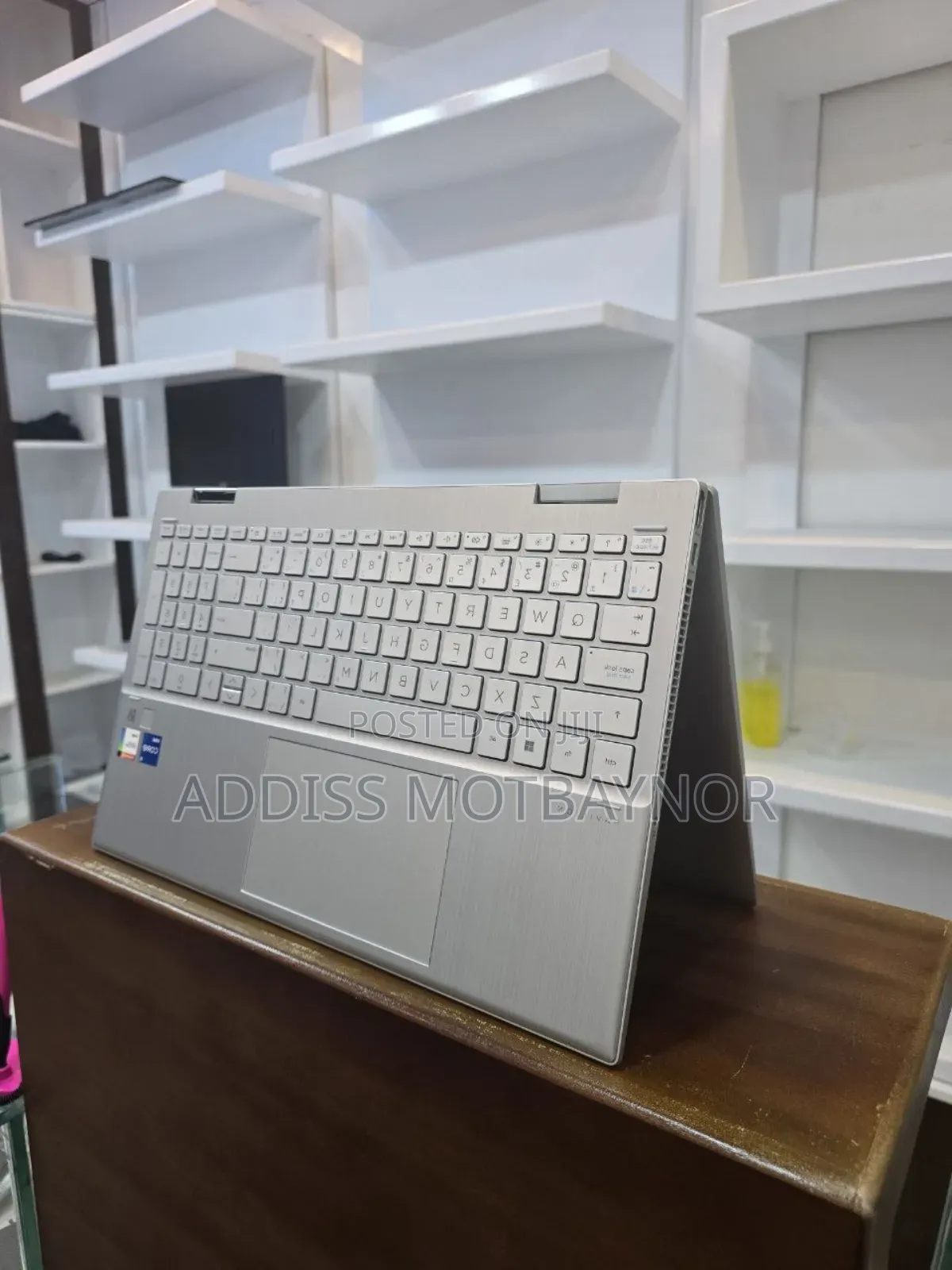 New Laptop HP Pavilion 15 8GB Intel Core I5 SSD 512GB