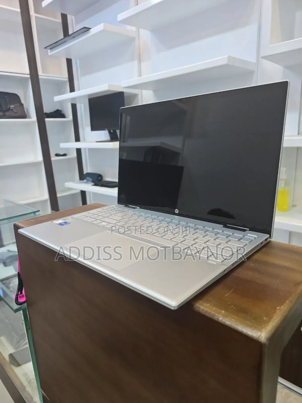 New Laptop HP Pavilion 15 8GB Intel Core I5 SSD 512GB