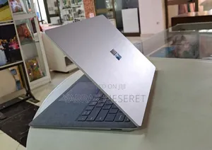 Photo - New Laptop Microsoft Surface Laptop 8GB Intel Core I7 SSD 256GB