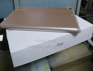 New Apple iPad 10.2 (2019) 128 GB Silver