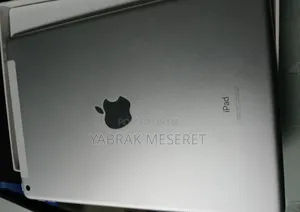 New Apple iPad 10.2 (2019) 128 GB Silver