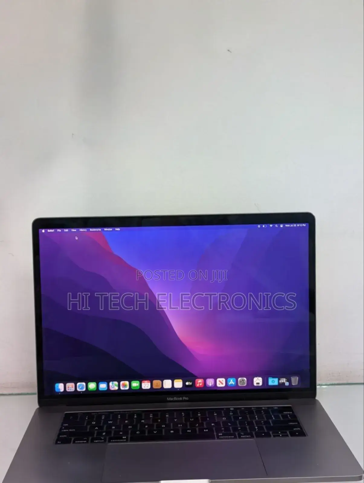 New Laptop Apple MacBook Pro 2018 32GB Intel Core I9 SSD 512GB