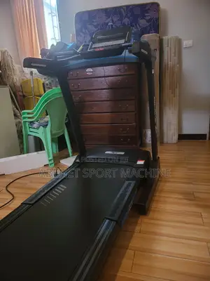 Photo - Reebok Jet Series Treadmill