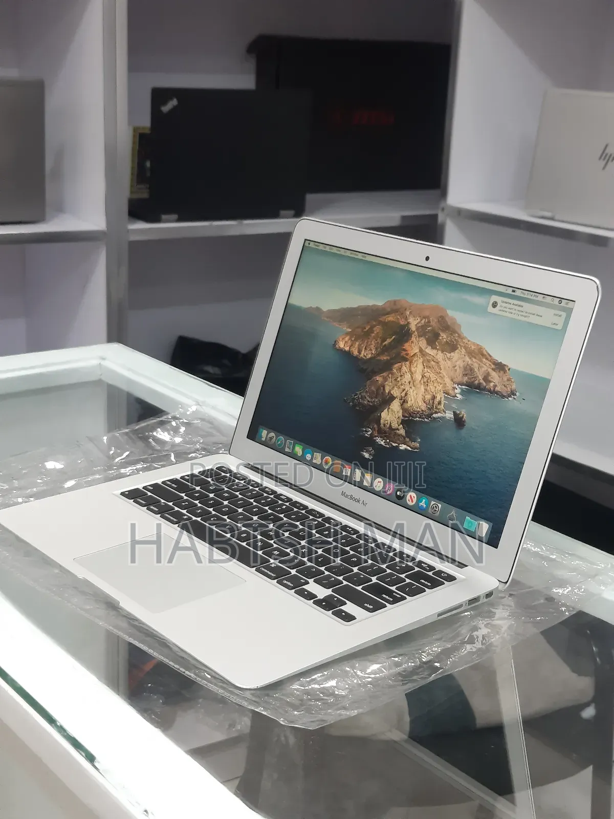 New Laptop Apple MacBook 2015 8GB Intel Core I5 SSD 256GB