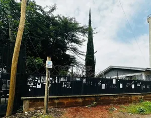 3bdrm Villa in የግል ቪላ የታደሰ የአያት ቪላ, Bole for sale