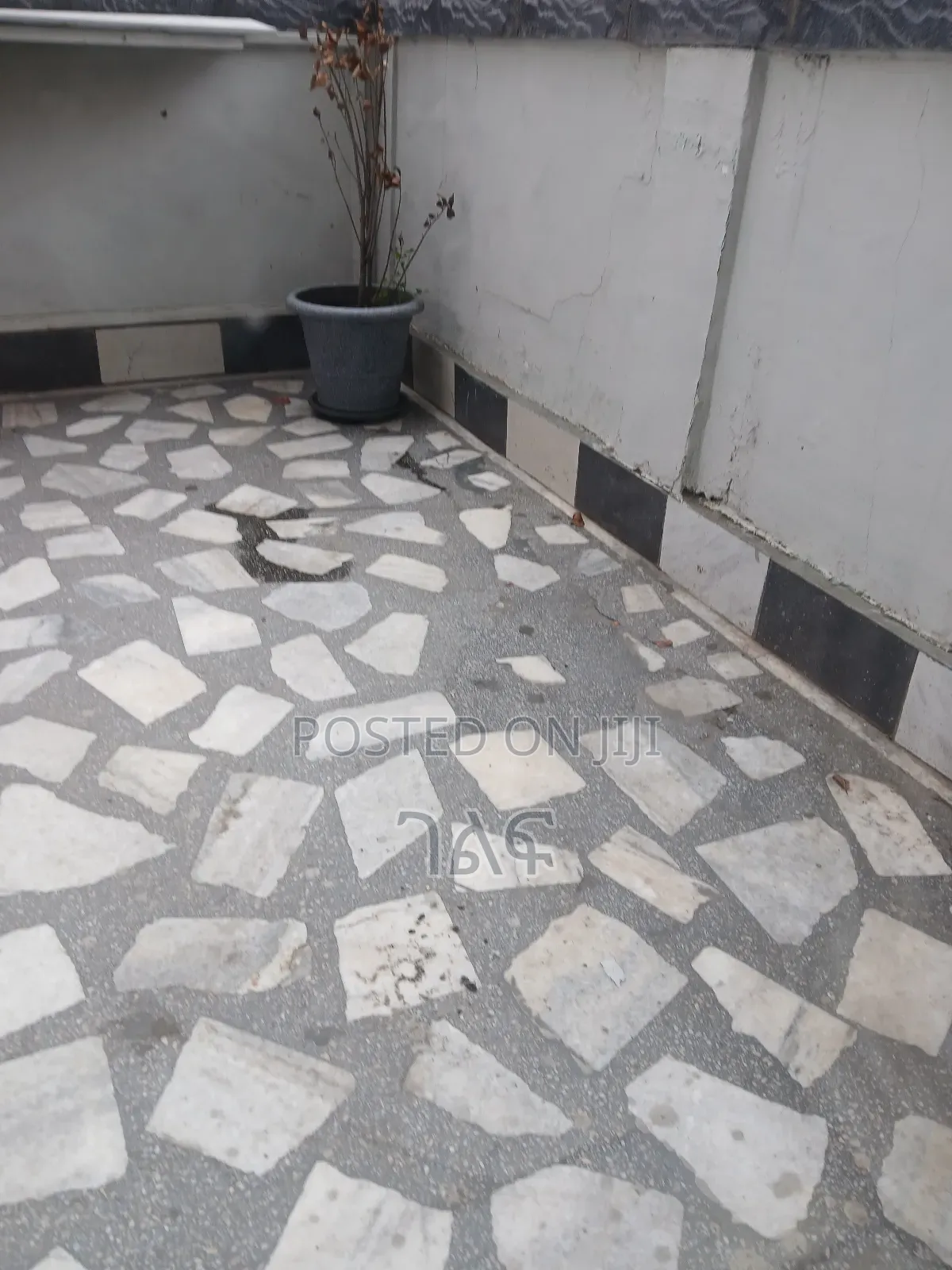 3bdrm Villa in የግል ቪላ የታደሰ የአያት ቪላ, Bole for sale