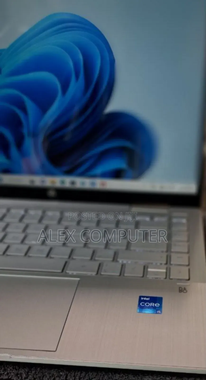 New Laptop HP Pavilion X360 8GB Intel Core I5 SSD 512GB