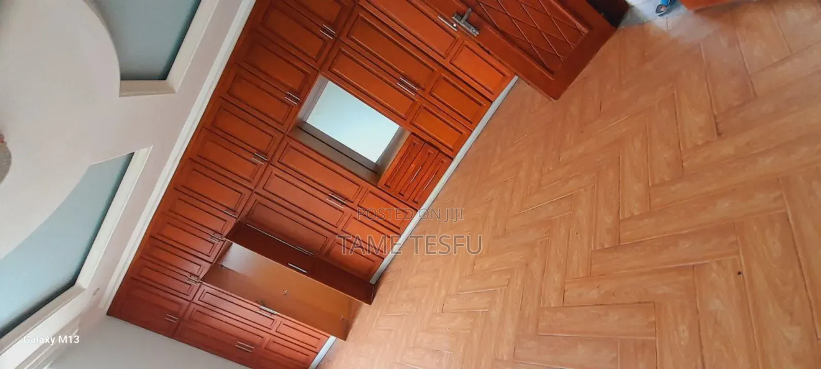 Furnished 6bdrm House in Hayat Zone 5, Bole for sale