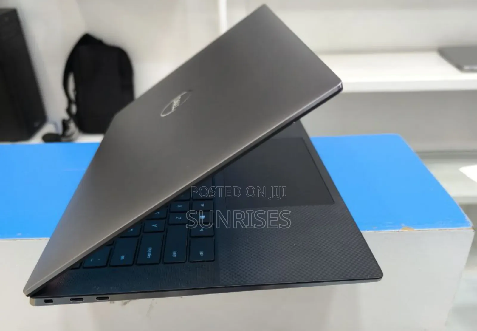 New Laptop Dell Precision 5550 32GB Intel Core I7 SSD 512GB