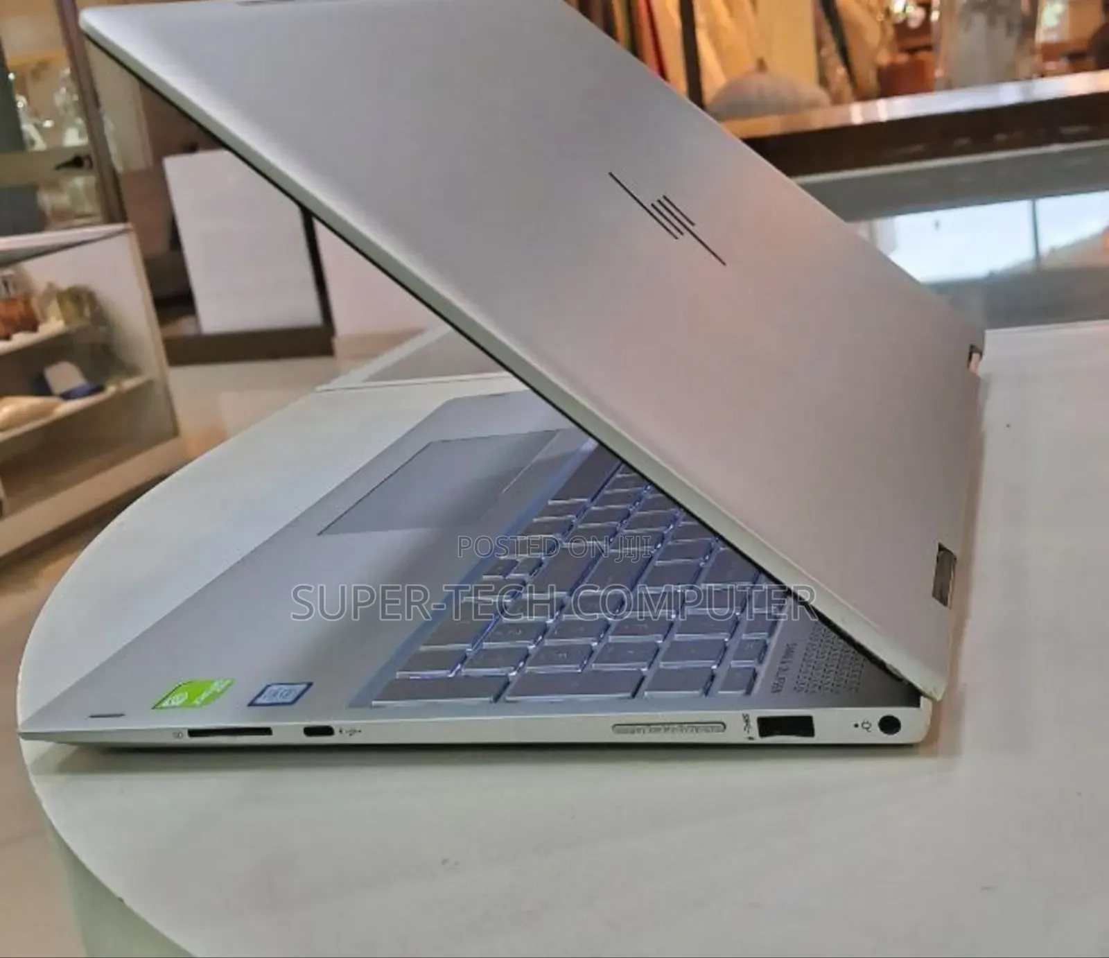 New Laptop HP Envy X360 20GB Intel Core I5 SSD 256GB