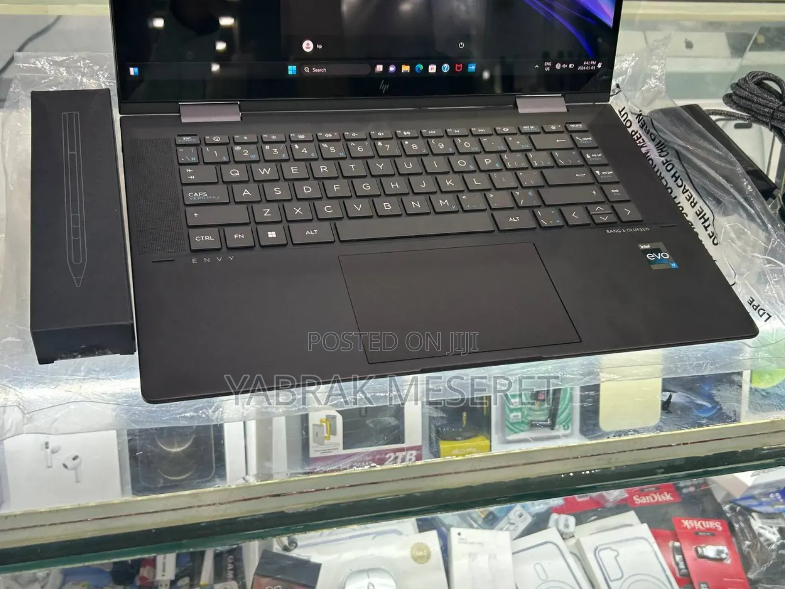 New Laptop HP Envy X360 16GB Intel Core I7 SSD 1T