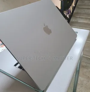 New Laptop Apple MacBook Air 2022 M2 8GB Apple M2 SSD 256GB